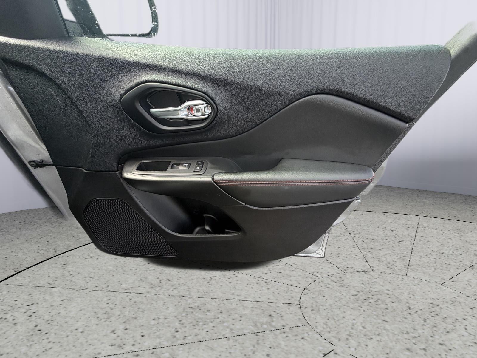 2021 Jeep Cherokee Trailhawk