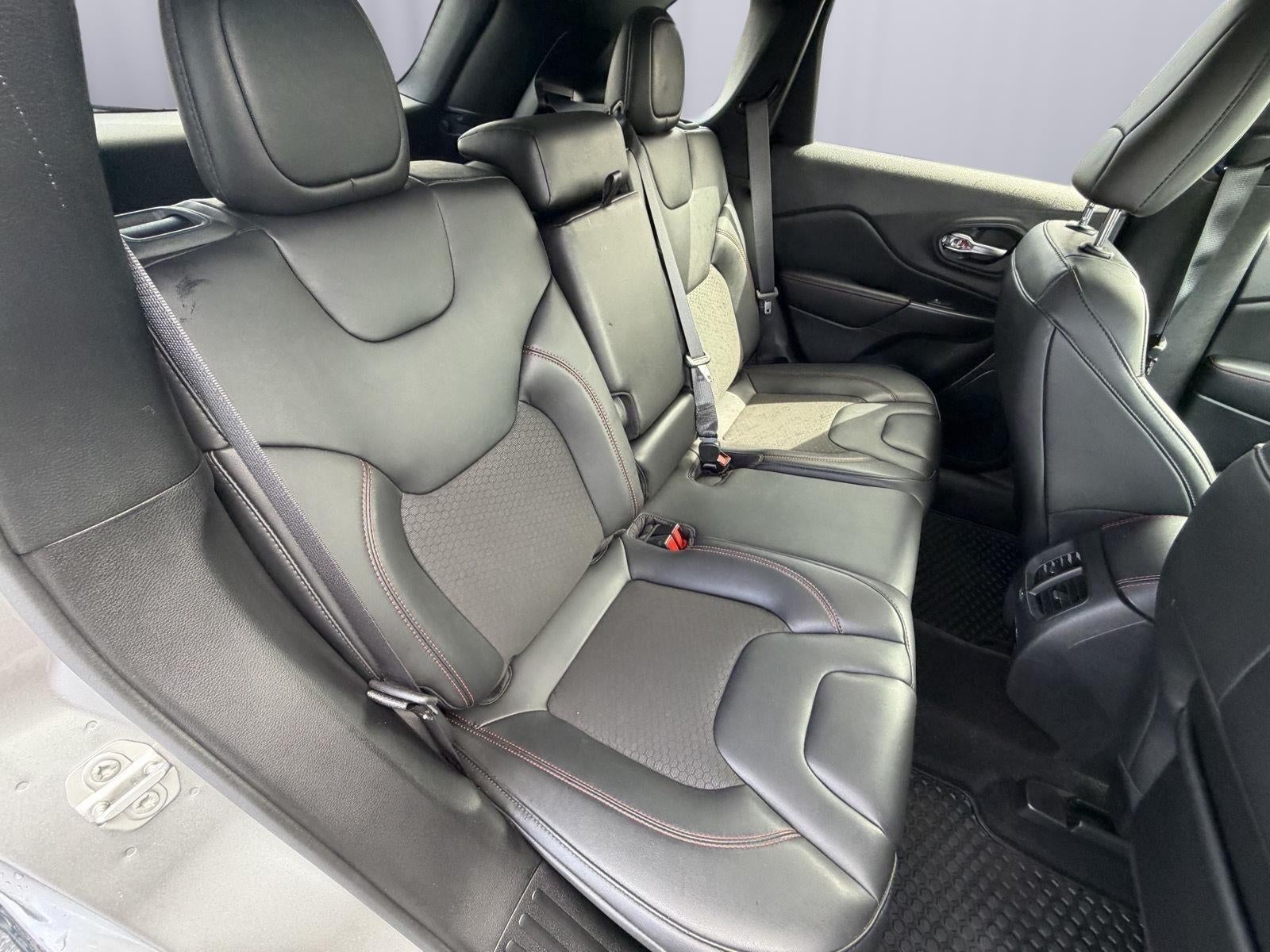 2021 Jeep Cherokee Trailhawk