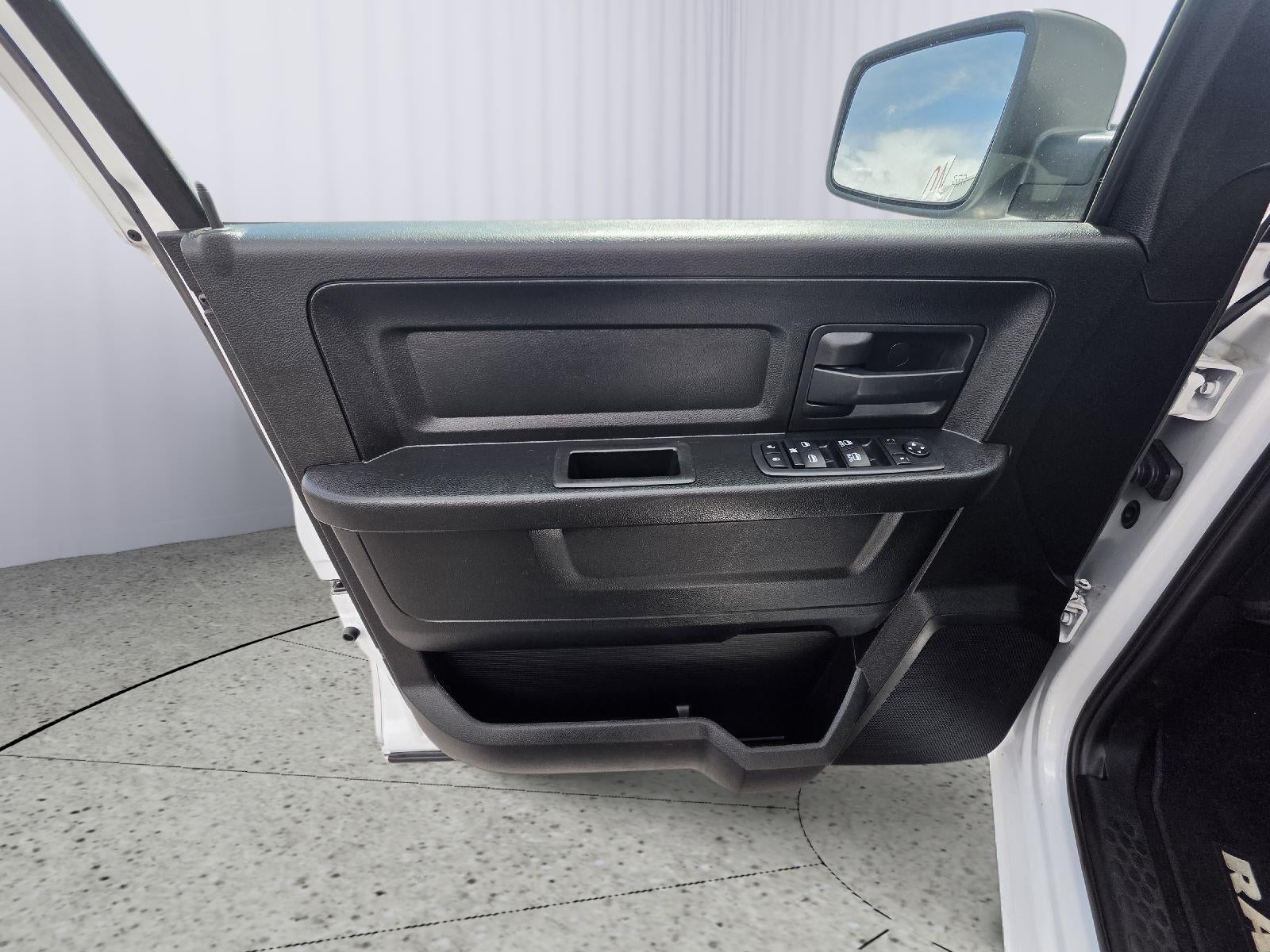 2020 RAM 1500 Classic Tradesman