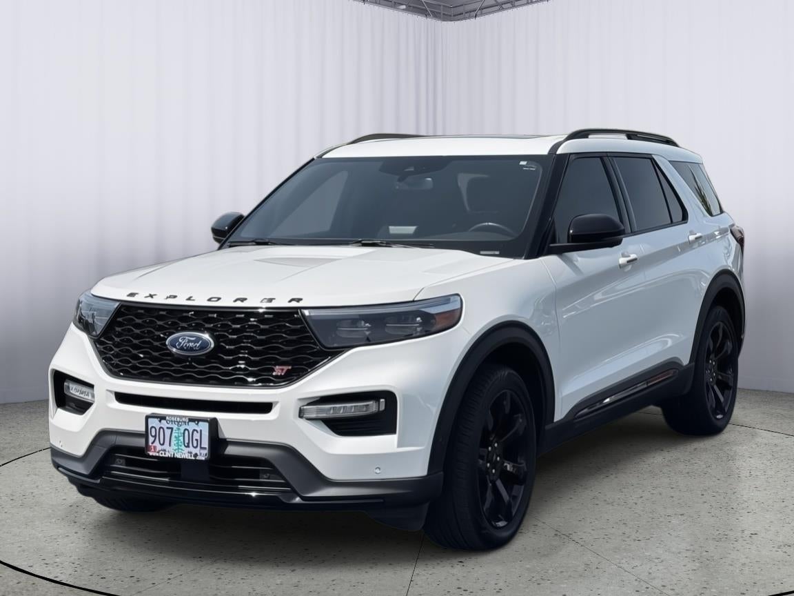 2022 Ford Explorer ST 4WD's photo