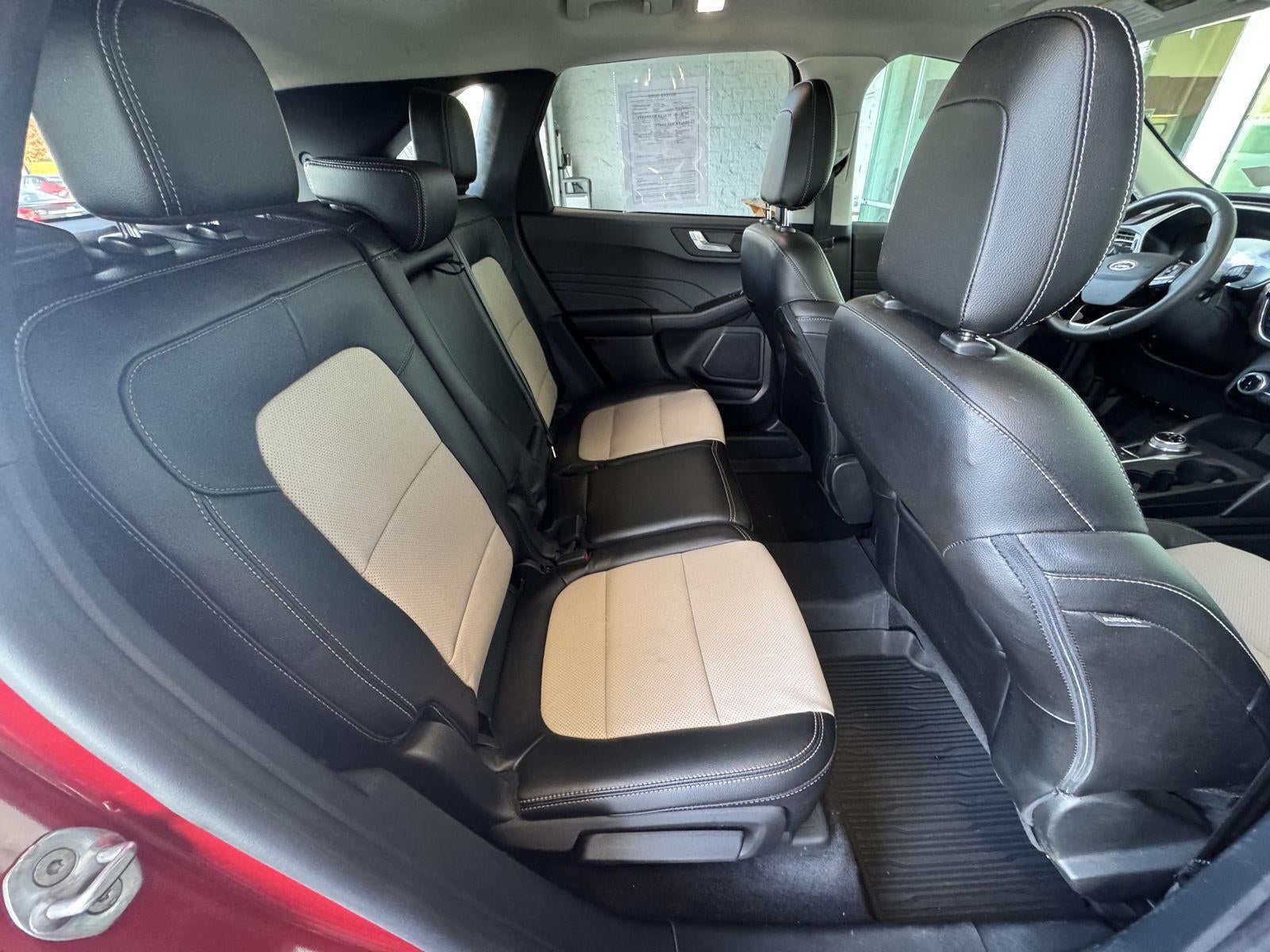 2022 Ford Escape Titanium