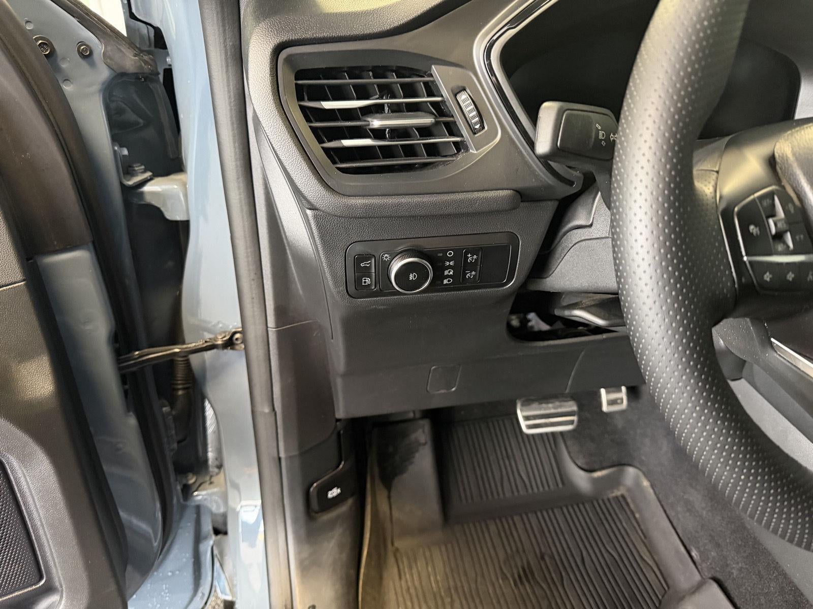 2023 Ford Escape ST-Line Elite