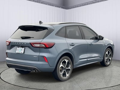 2023 Ford Escape ST-Line Elite