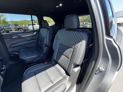 2025 GMC Acadia Denali