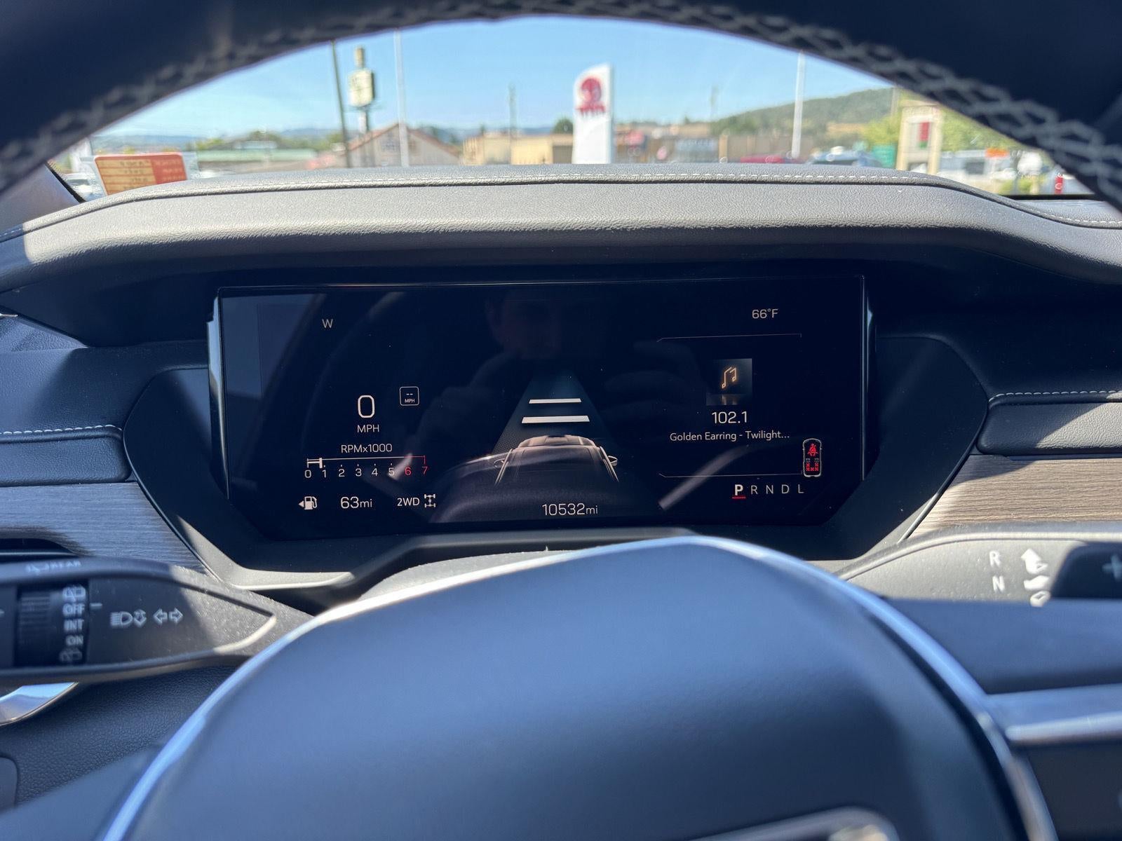 2025 GMC Acadia Denali