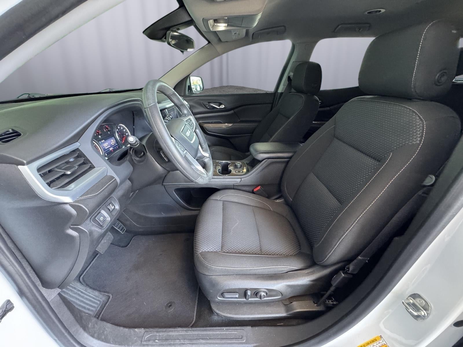 2022 GMC Acadia SLE