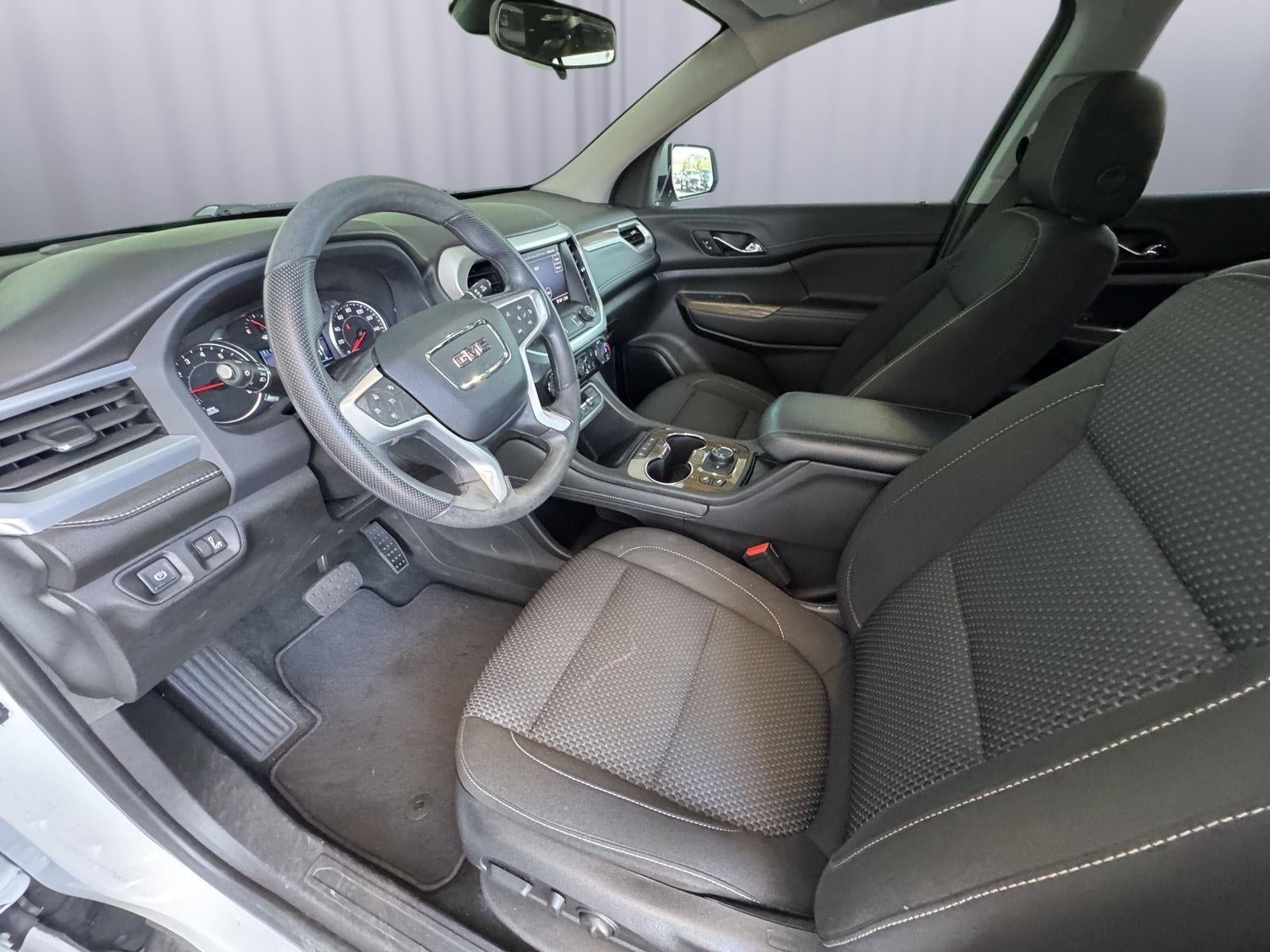 2022 GMC Acadia SLE