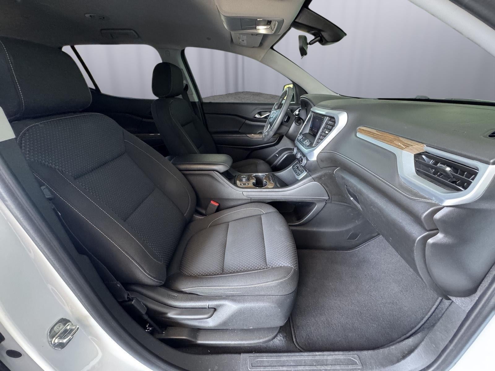 2022 GMC Acadia SLE