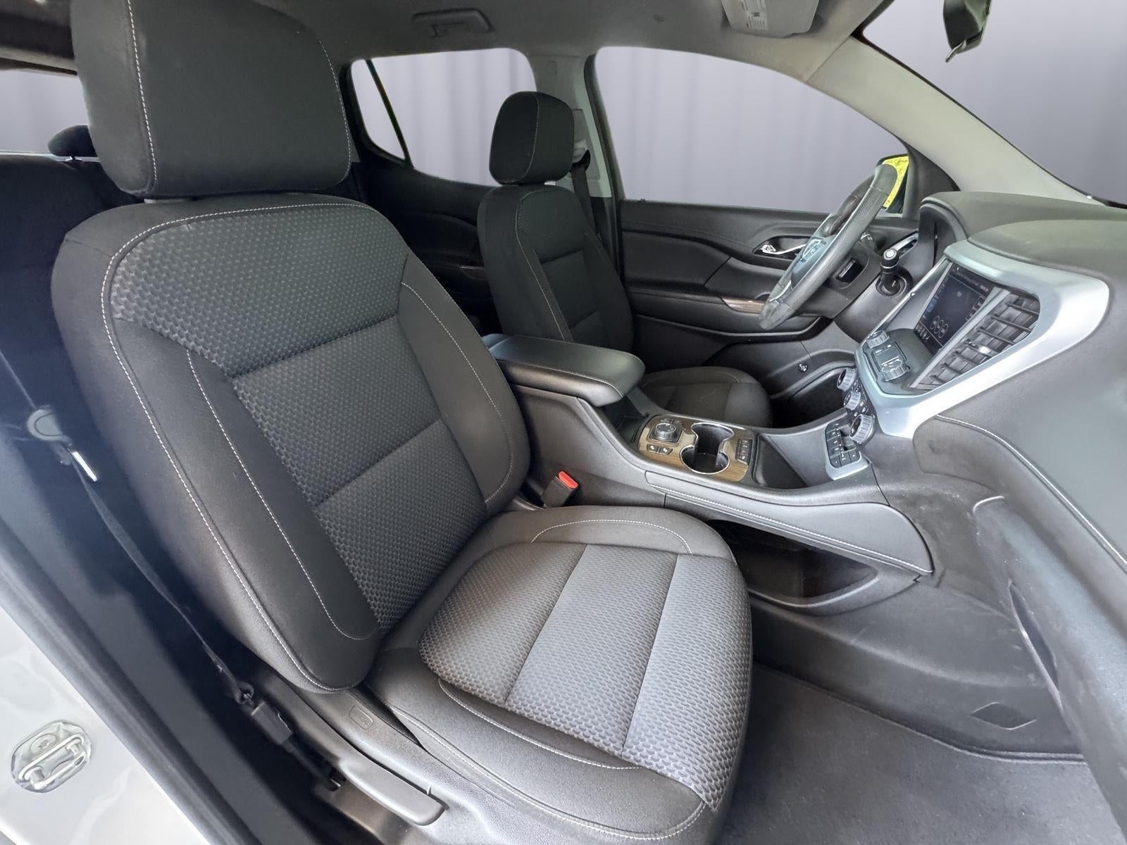 2022 GMC Acadia SLE