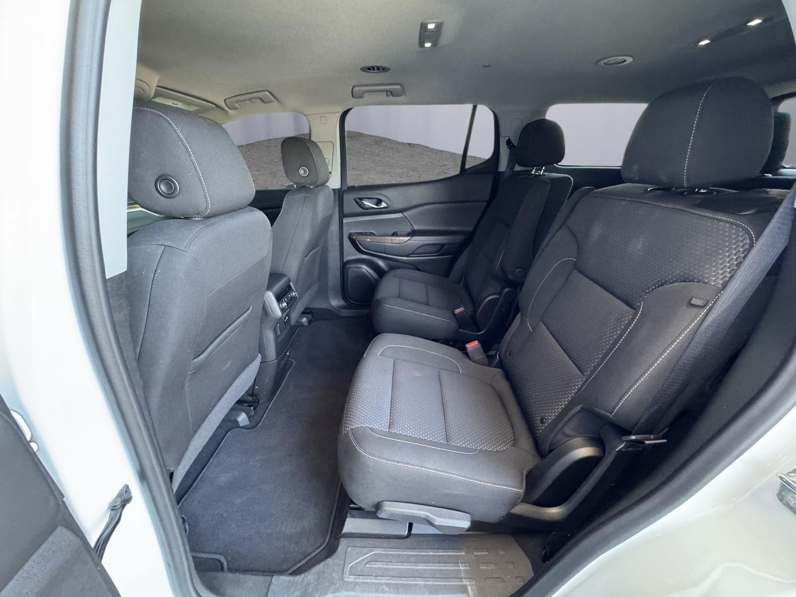2022 GMC Acadia SLE