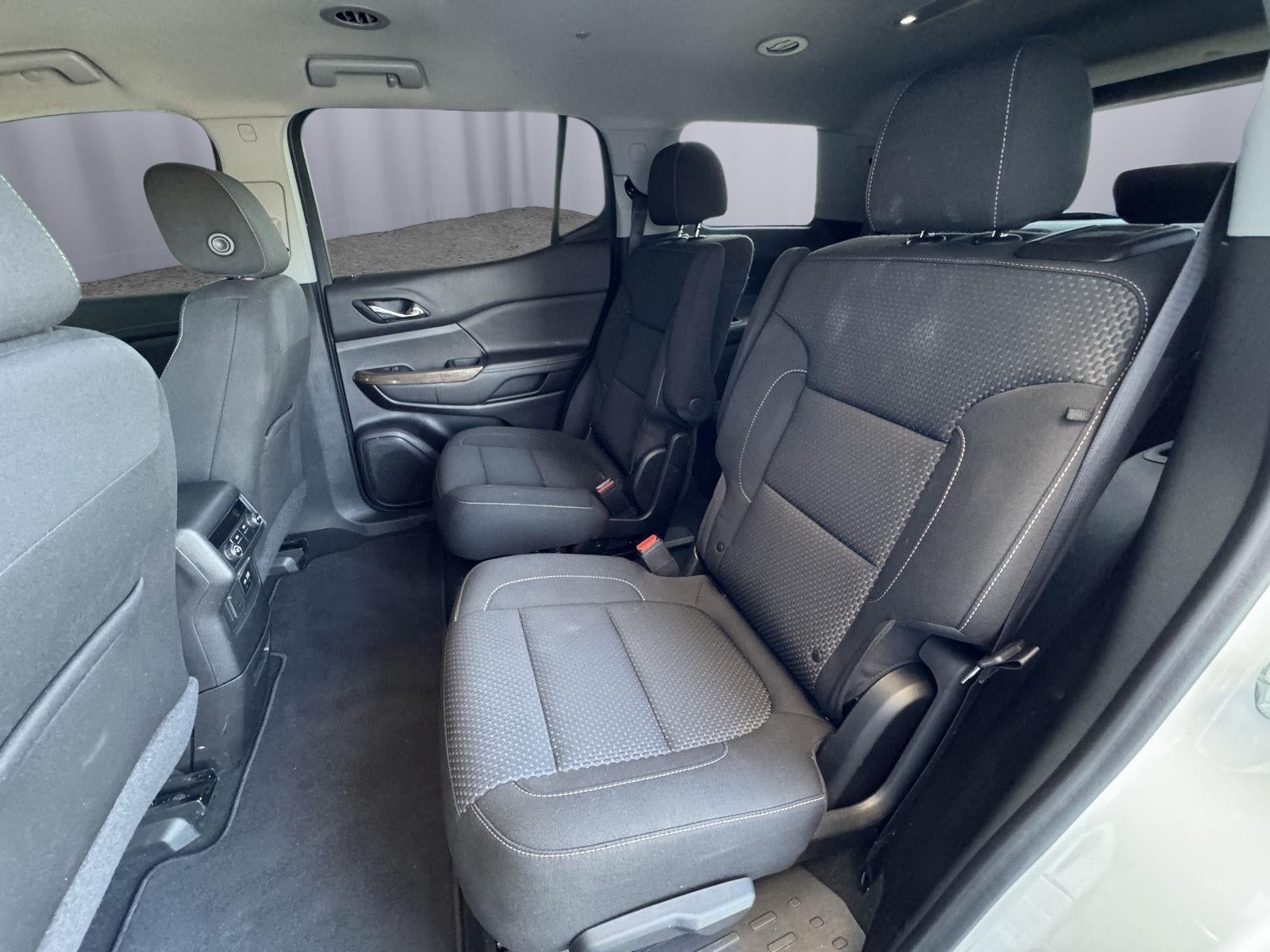 2022 GMC Acadia SLE