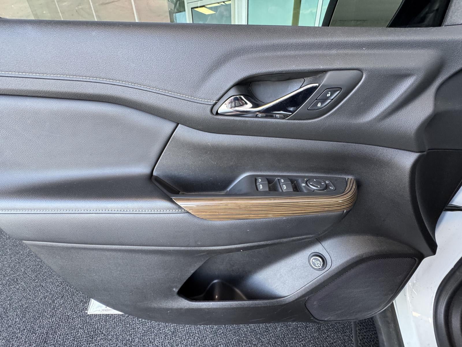 2022 GMC Acadia SLE
