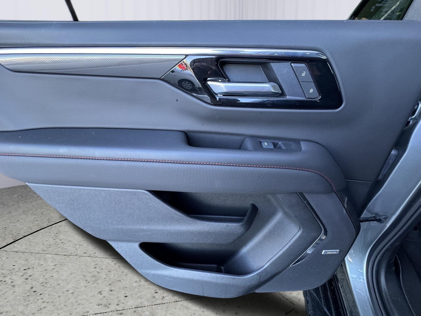 2025 Chevrolet Tahoe RST