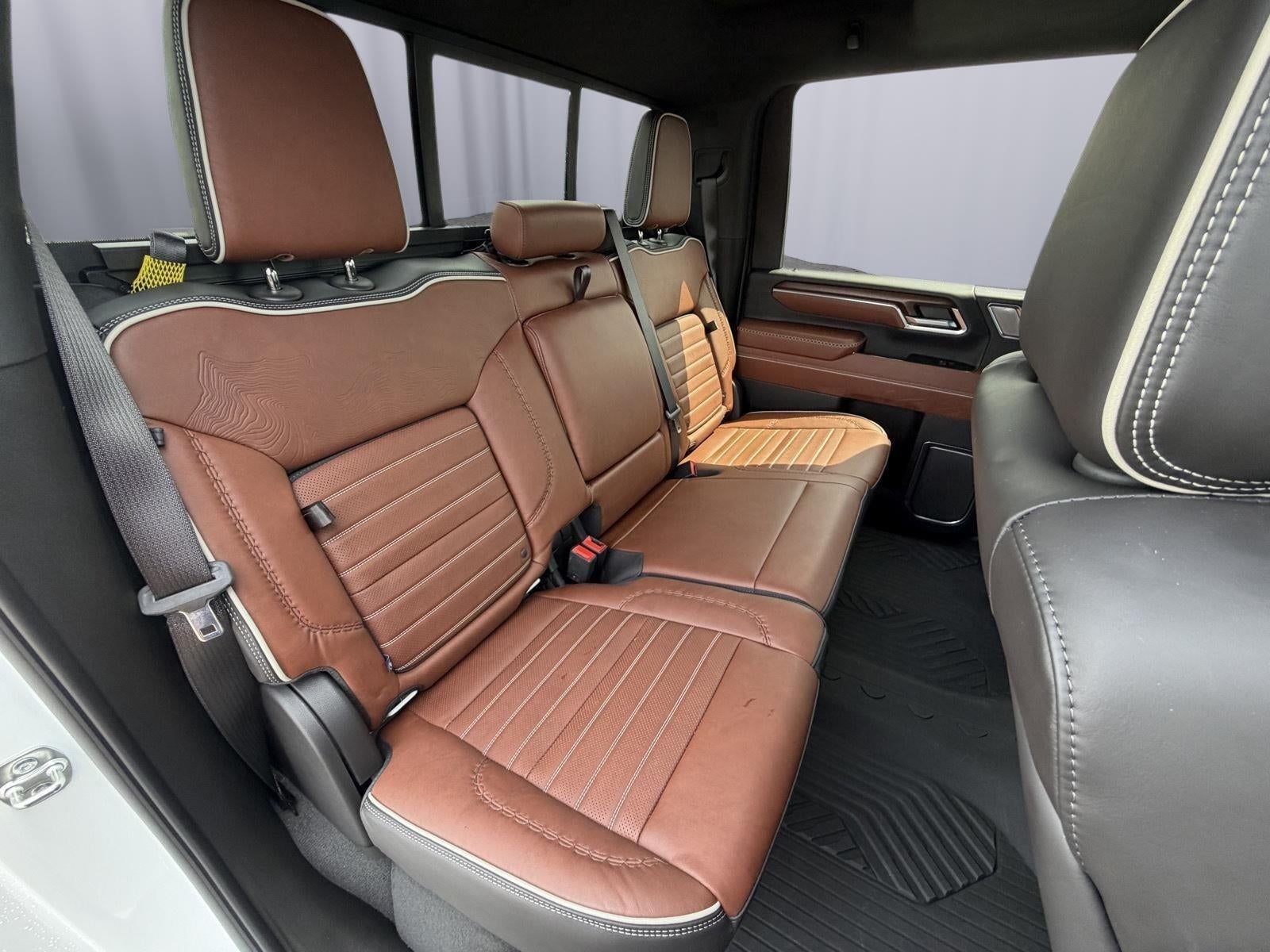 2025 GMC Sierra 3500 HD Denali Ultimate