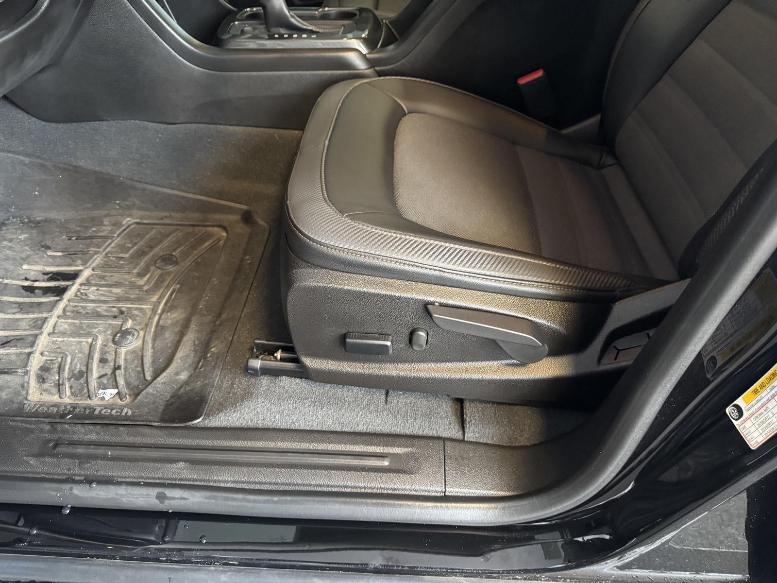 2022 GMC Canyon AT4 - Cloth