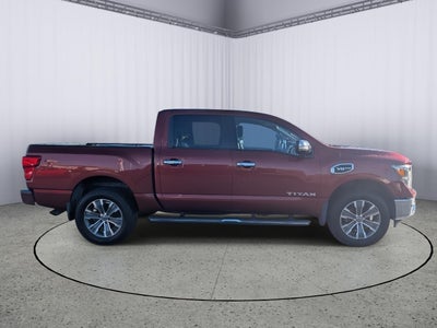 2017 Nissan Titan SL