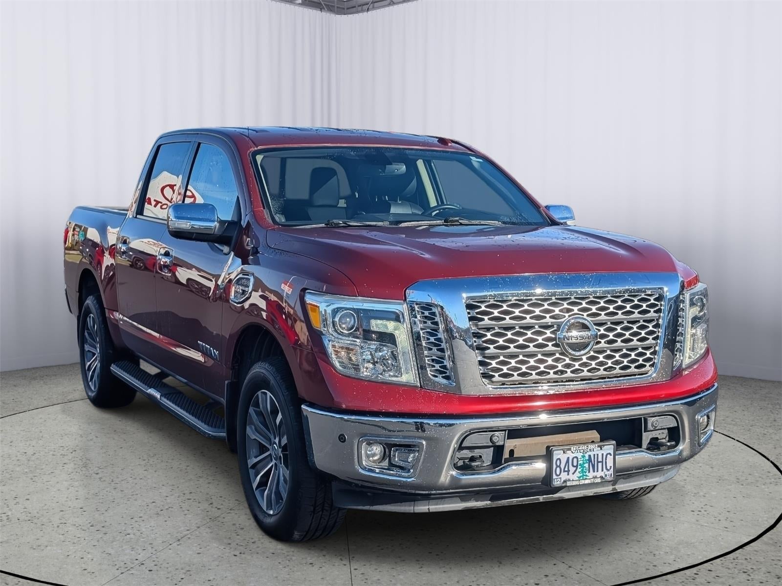 2017 Nissan Titan SL