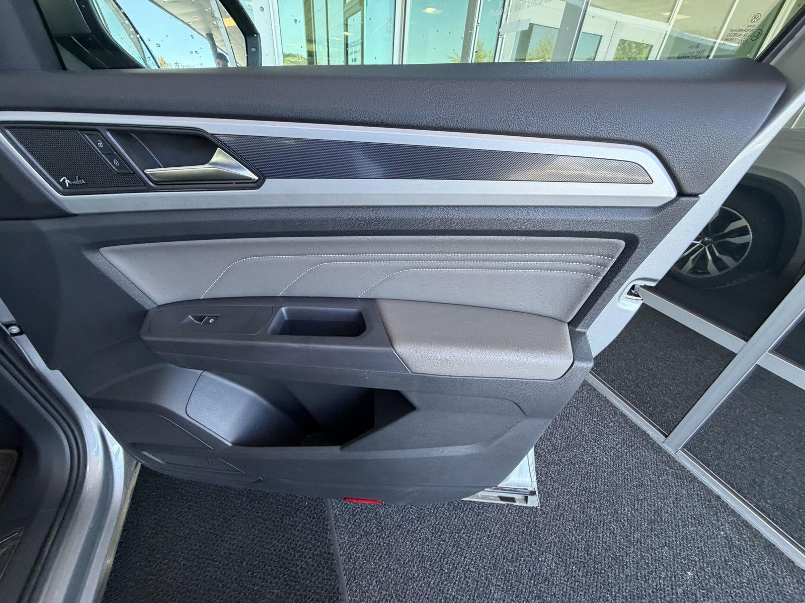 2021 Volkswagen Atlas 3.6L V6 SEL Premium R-Line