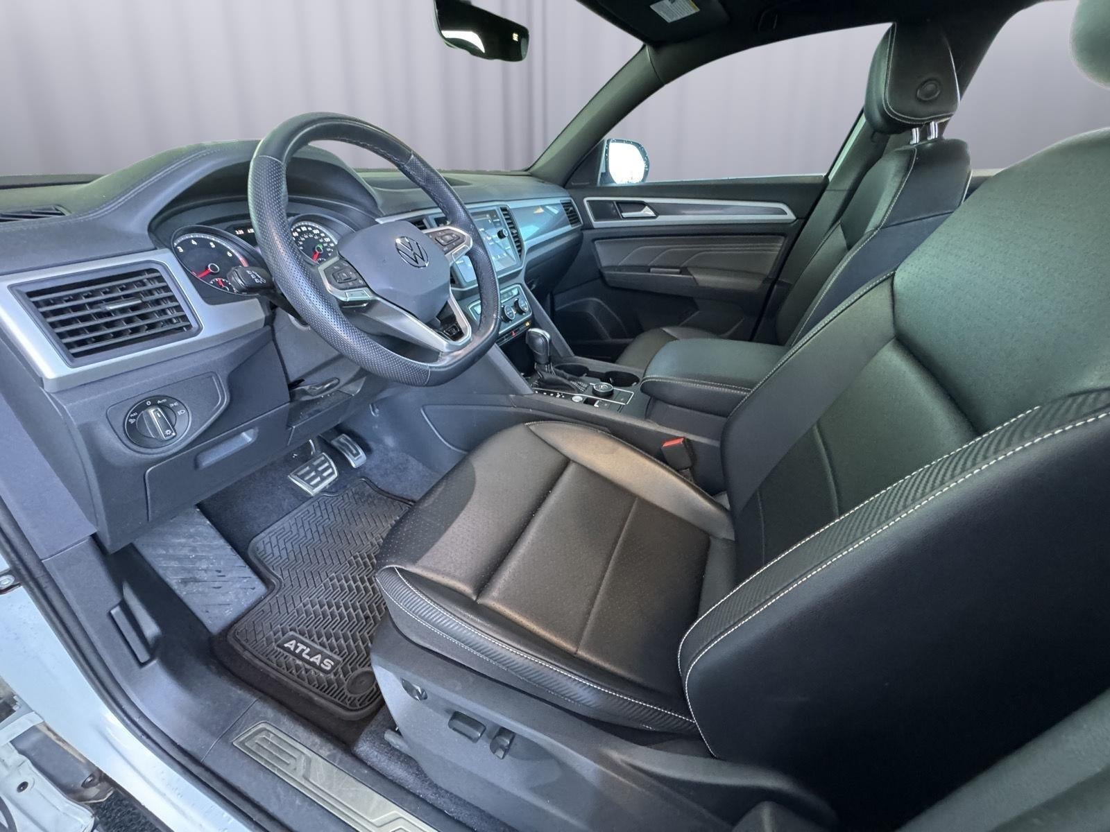 2021 Volkswagen Atlas Cross Sport 3.6L V6 SE w/Technology R-Line