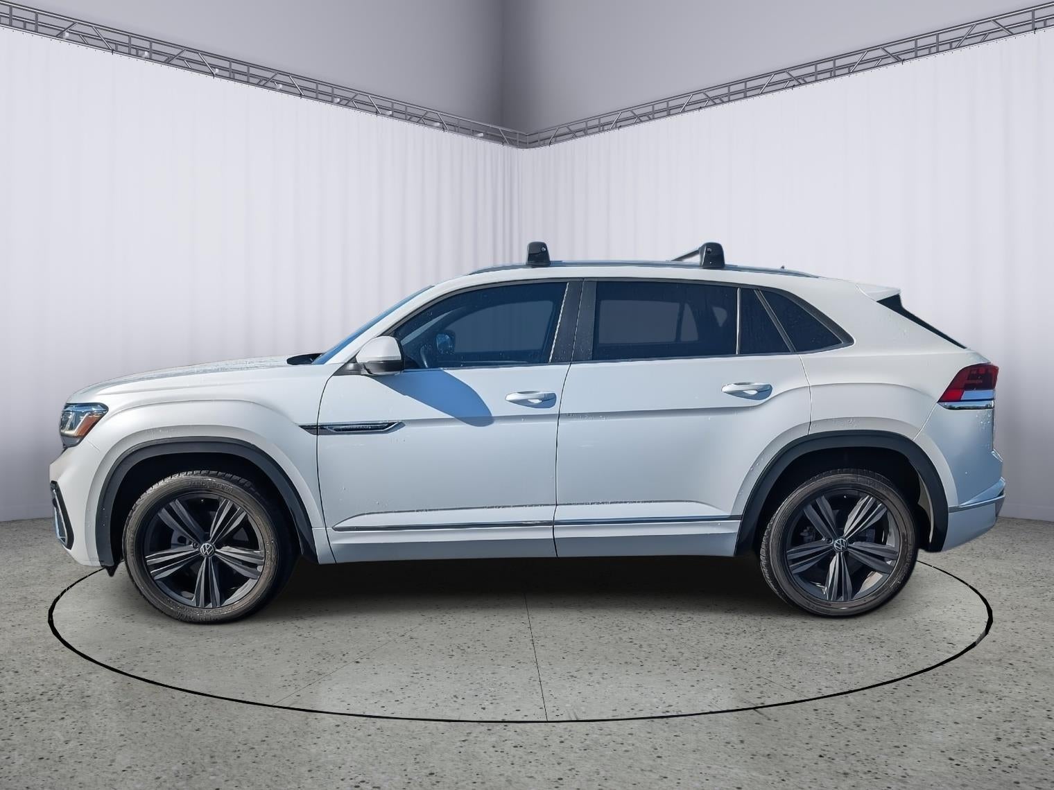 2021 Volkswagen Atlas Cross Sport 3.6L V6 SE w/Technology R-Line