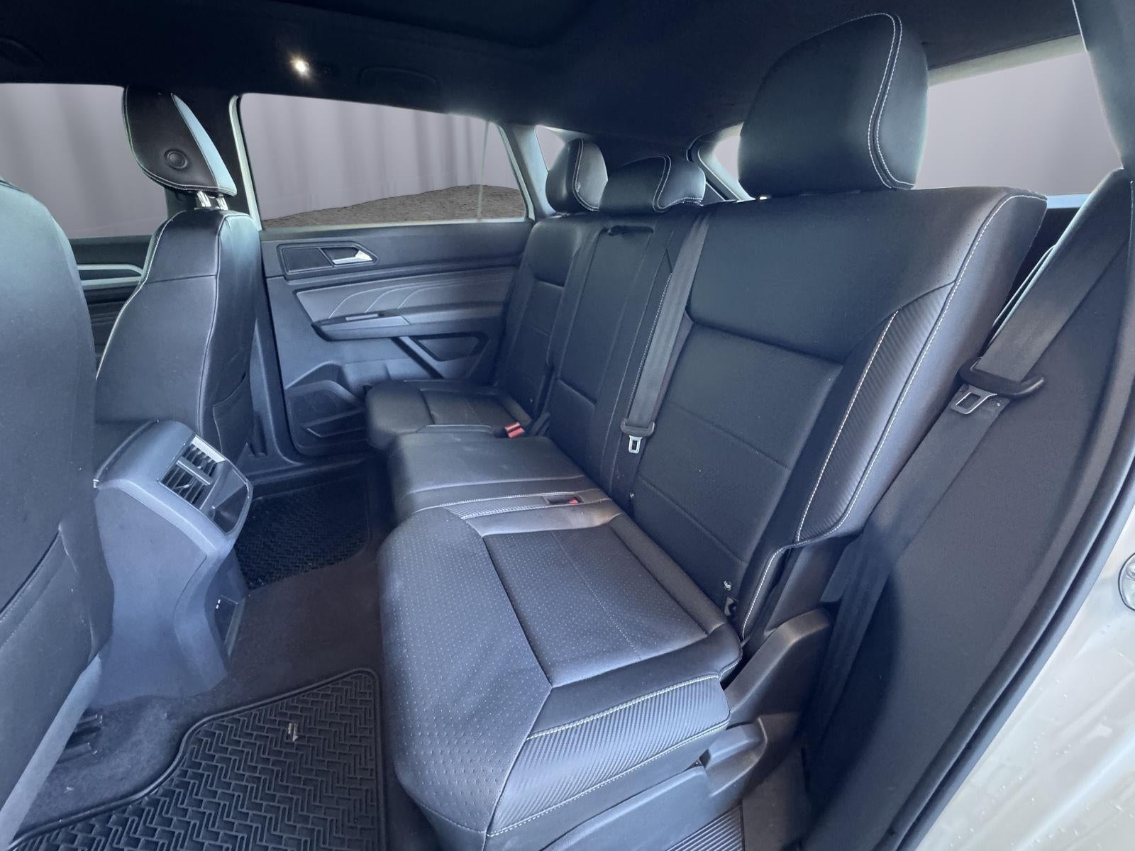 2021 Volkswagen Atlas Cross Sport 3.6L V6 SE w/Technology R-Line
