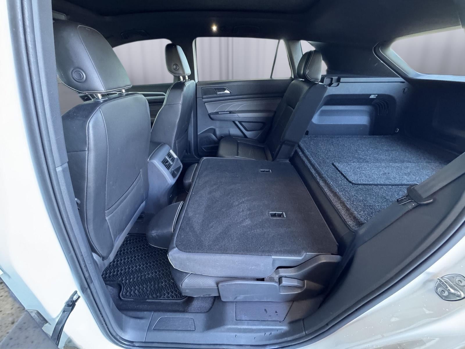 2021 Volkswagen Atlas Cross Sport 3.6L V6 SE w/Technology R-Line