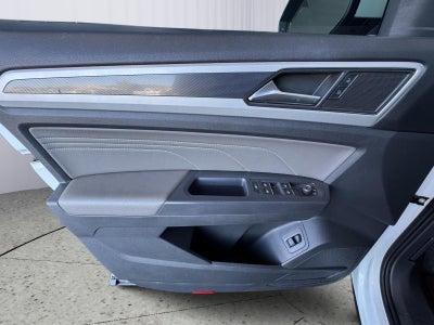 2021 Volkswagen Atlas Cross Sport 3.6L V6 SE w/Technology R-Line