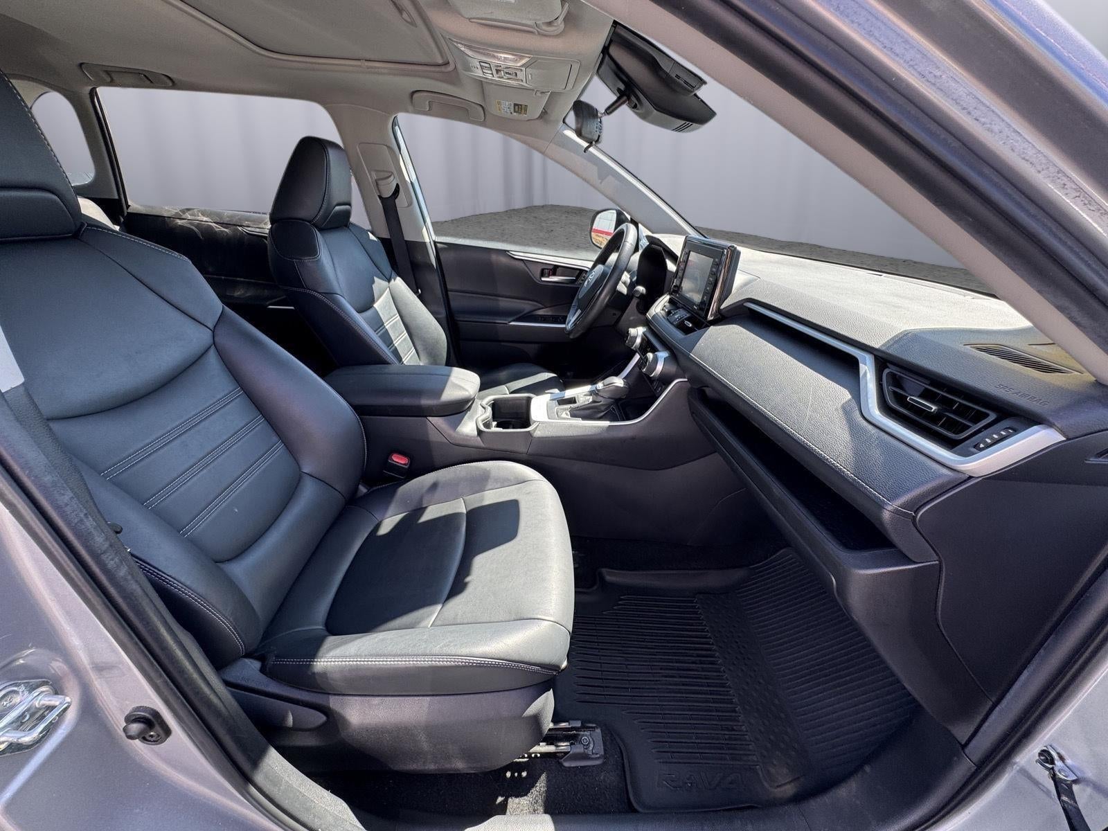 2022 Toyota RAV4 XLE Premium