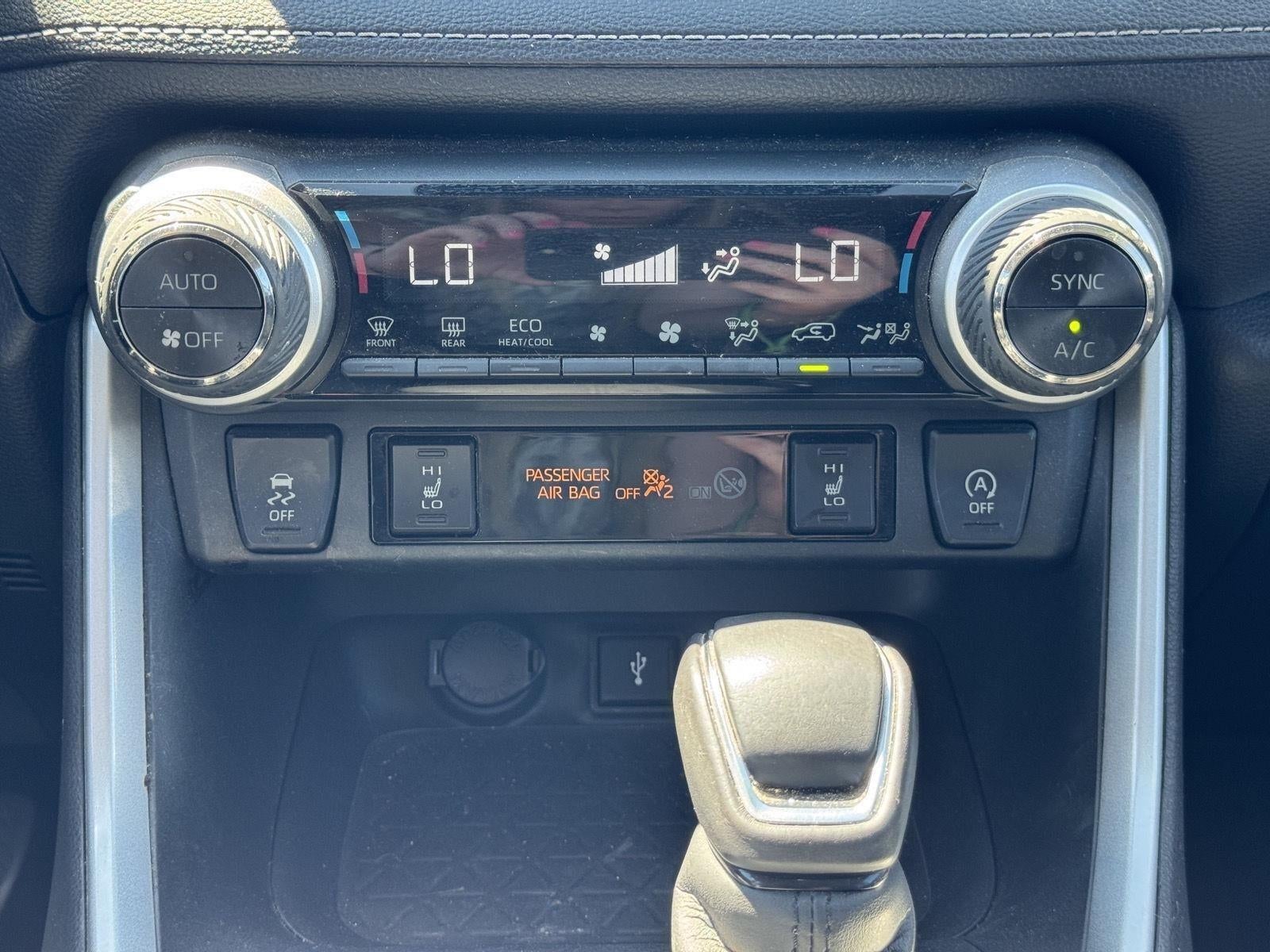 2022 Toyota RAV4 XLE Premium