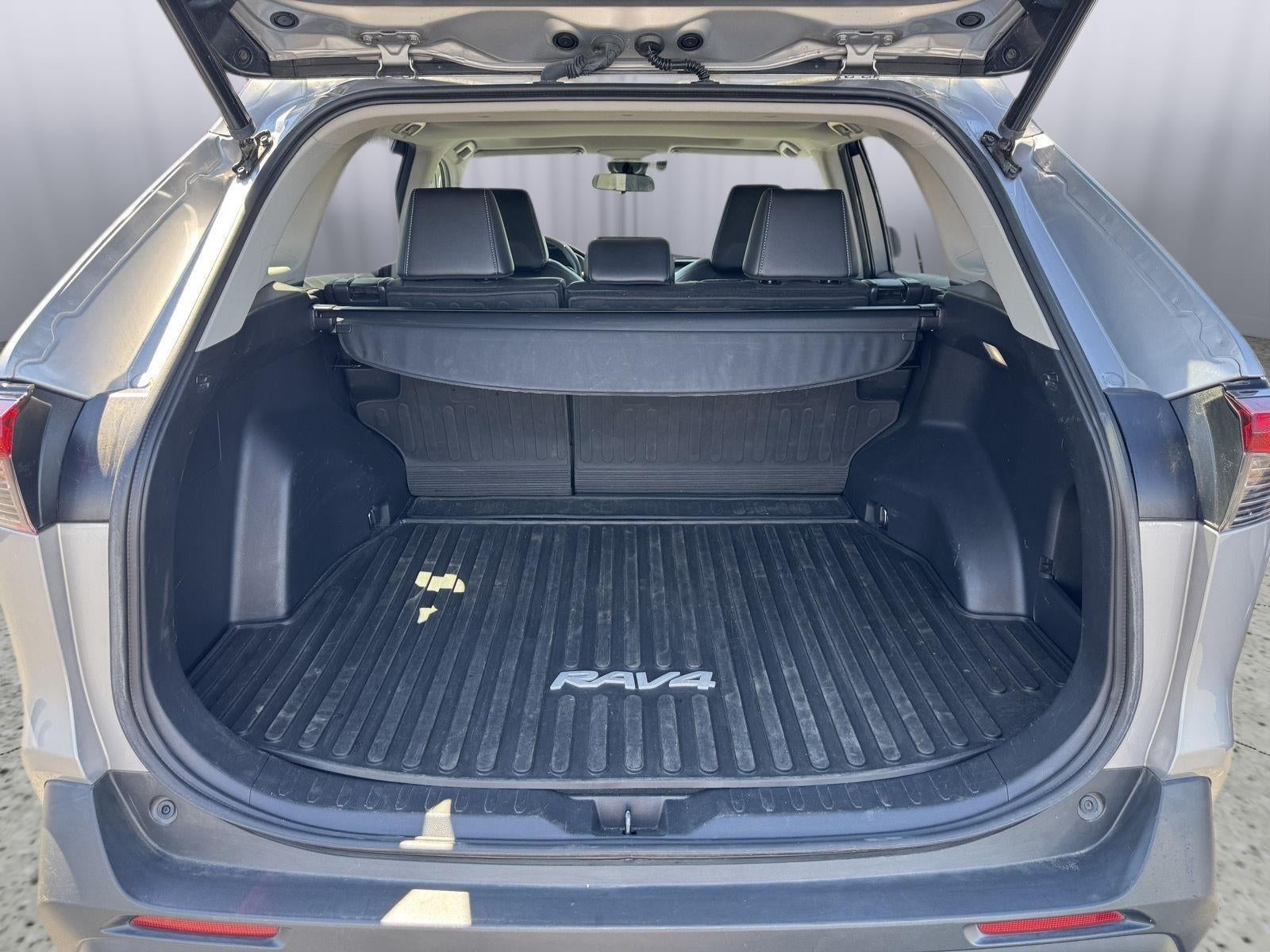 2022 Toyota RAV4 XLE Premium