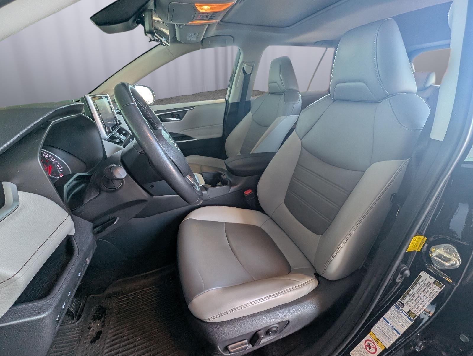 2019 Toyota RAV4 XLE Premium