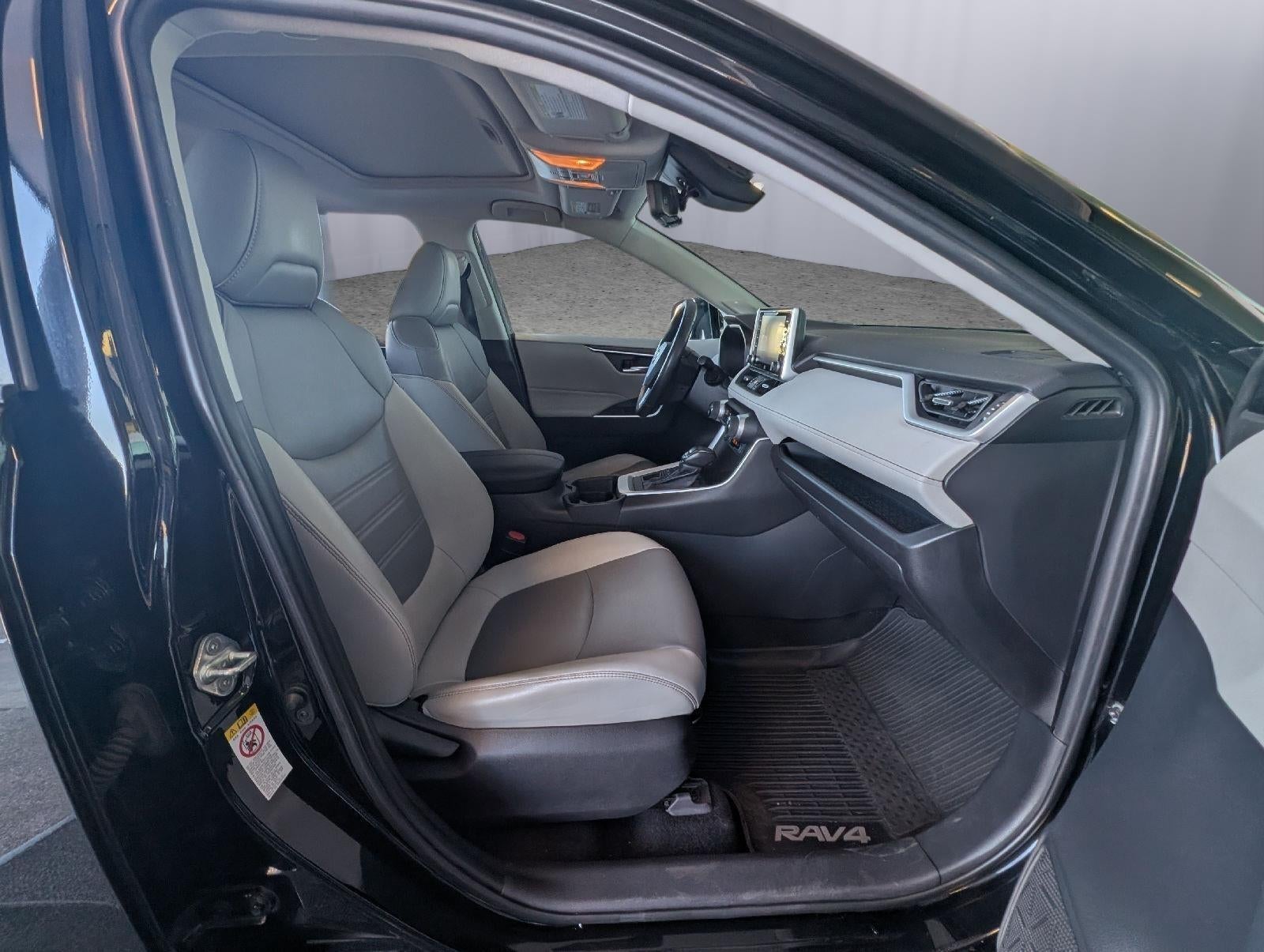 2019 Toyota RAV4 XLE Premium