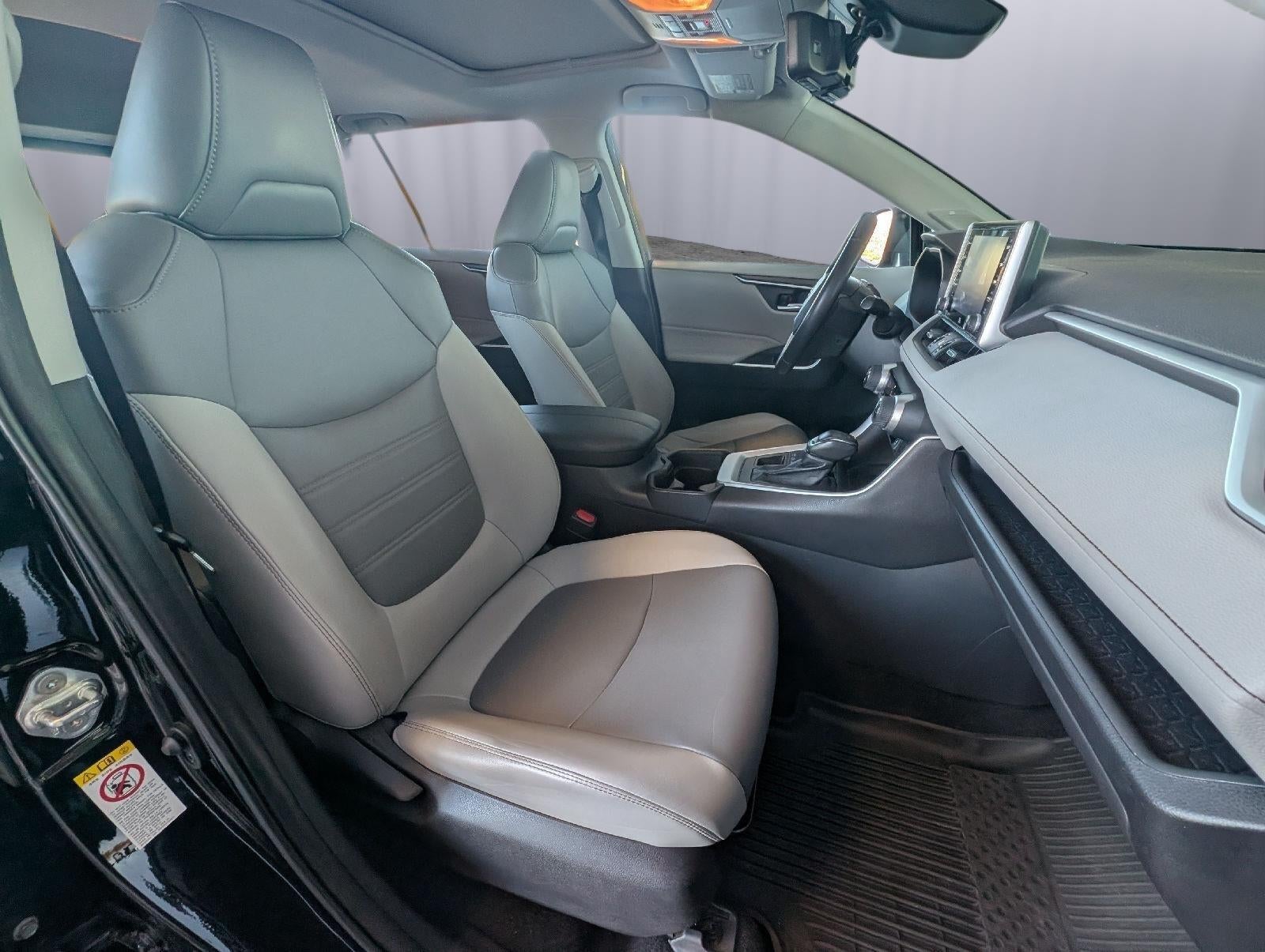 2019 Toyota RAV4 XLE Premium