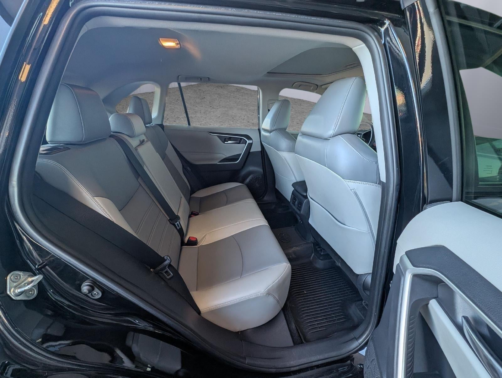 2019 Toyota RAV4 XLE Premium