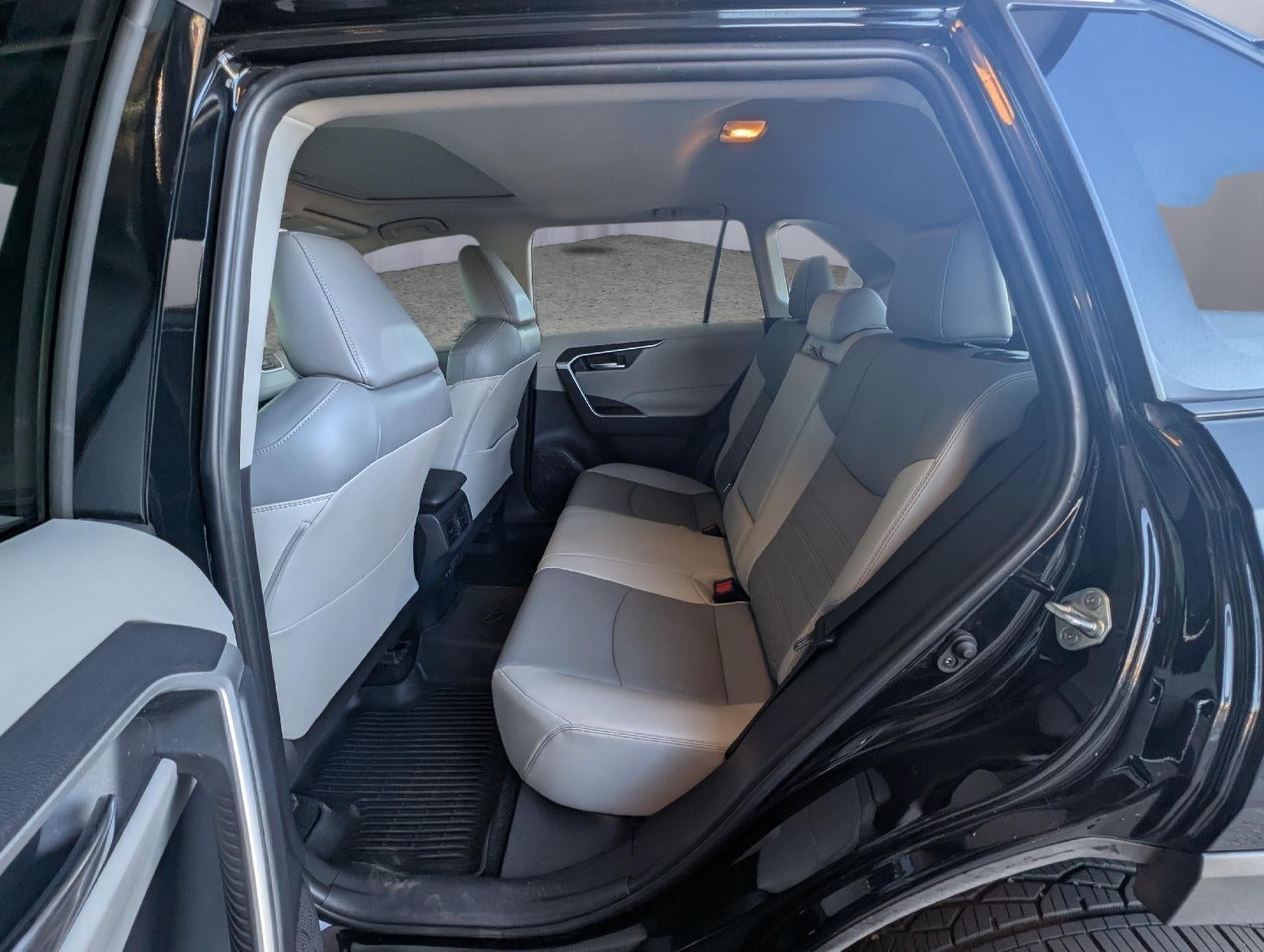 2019 Toyota RAV4 XLE Premium