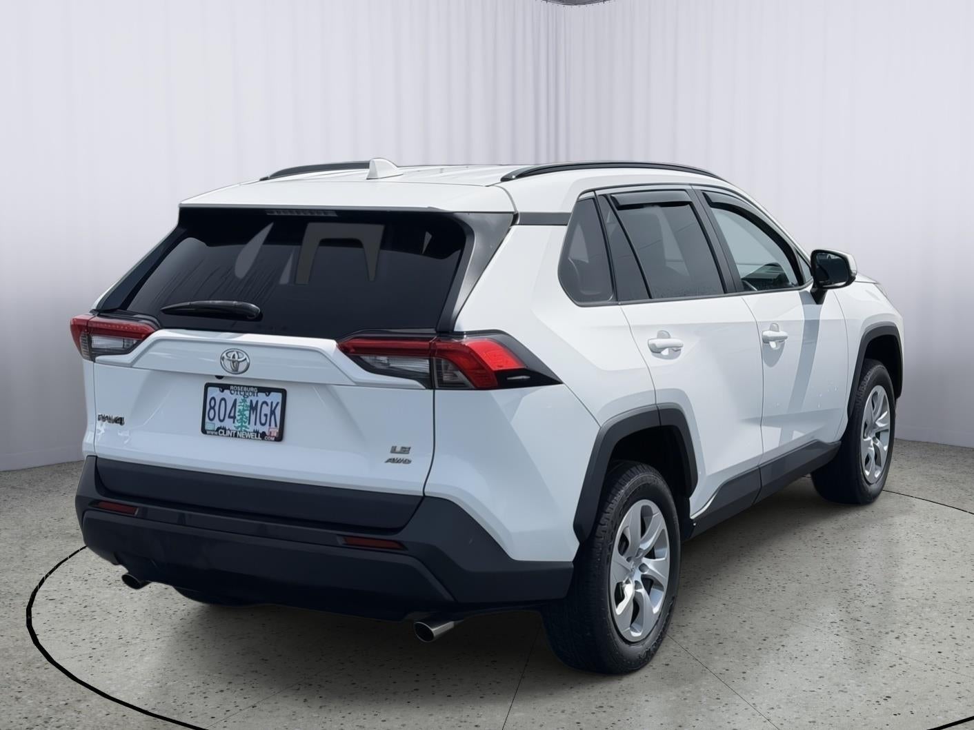 2020 Toyota RAV4 LE
