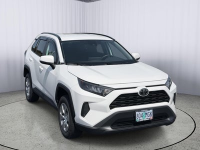 2020 Toyota RAV4 LE