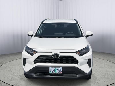 2020 Toyota RAV4 LE