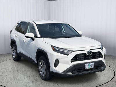 2023 Toyota RAV4 LE