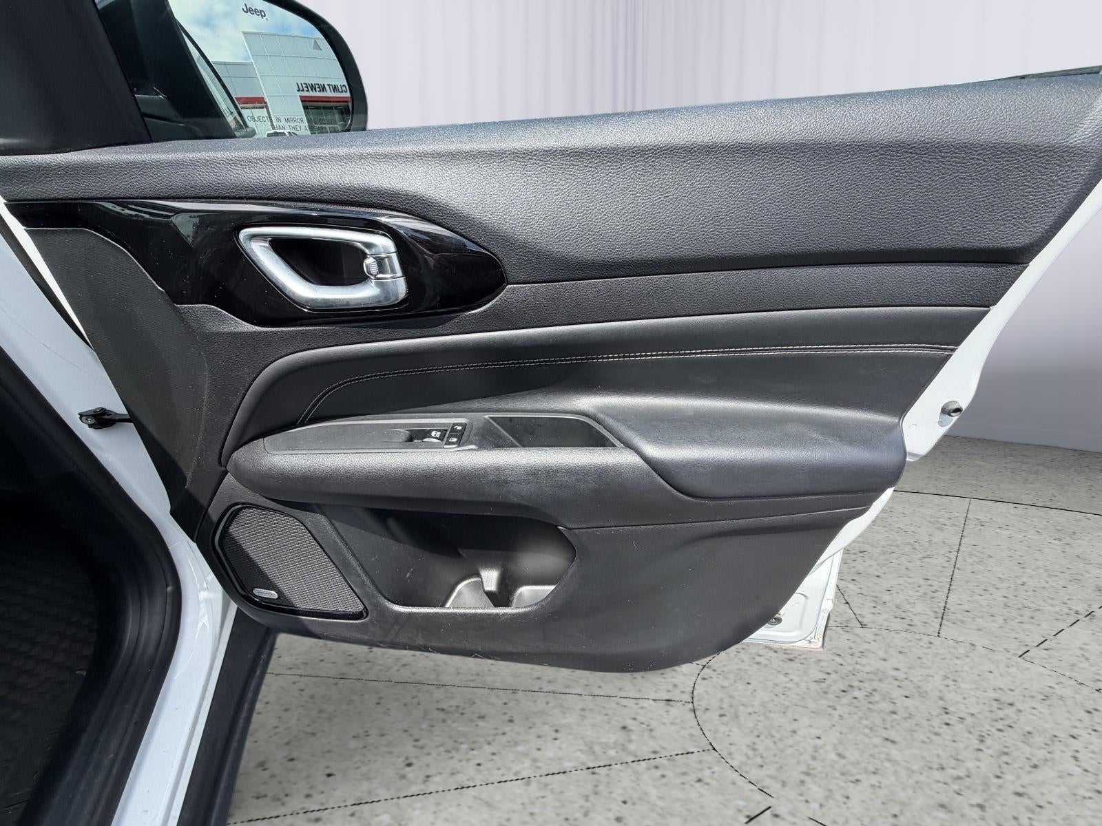 2023 Jeep Compass Altitude