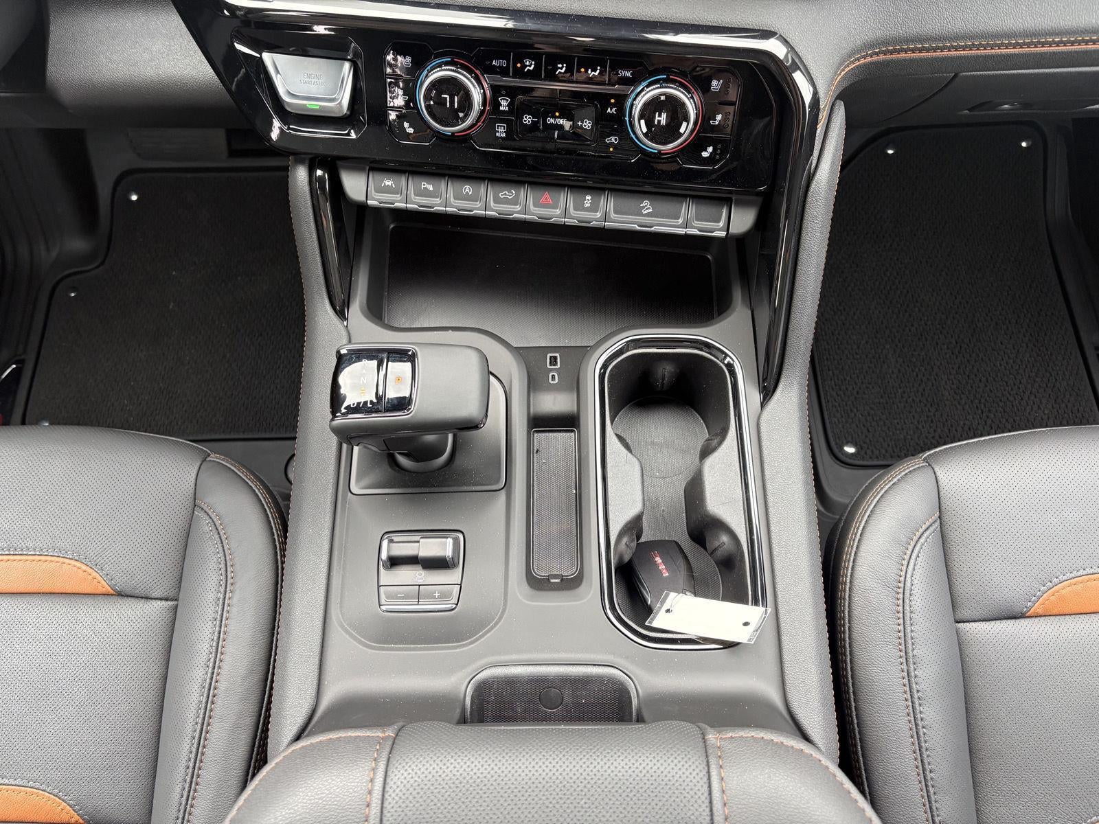 2025 GMC Sierra 1500 AT4