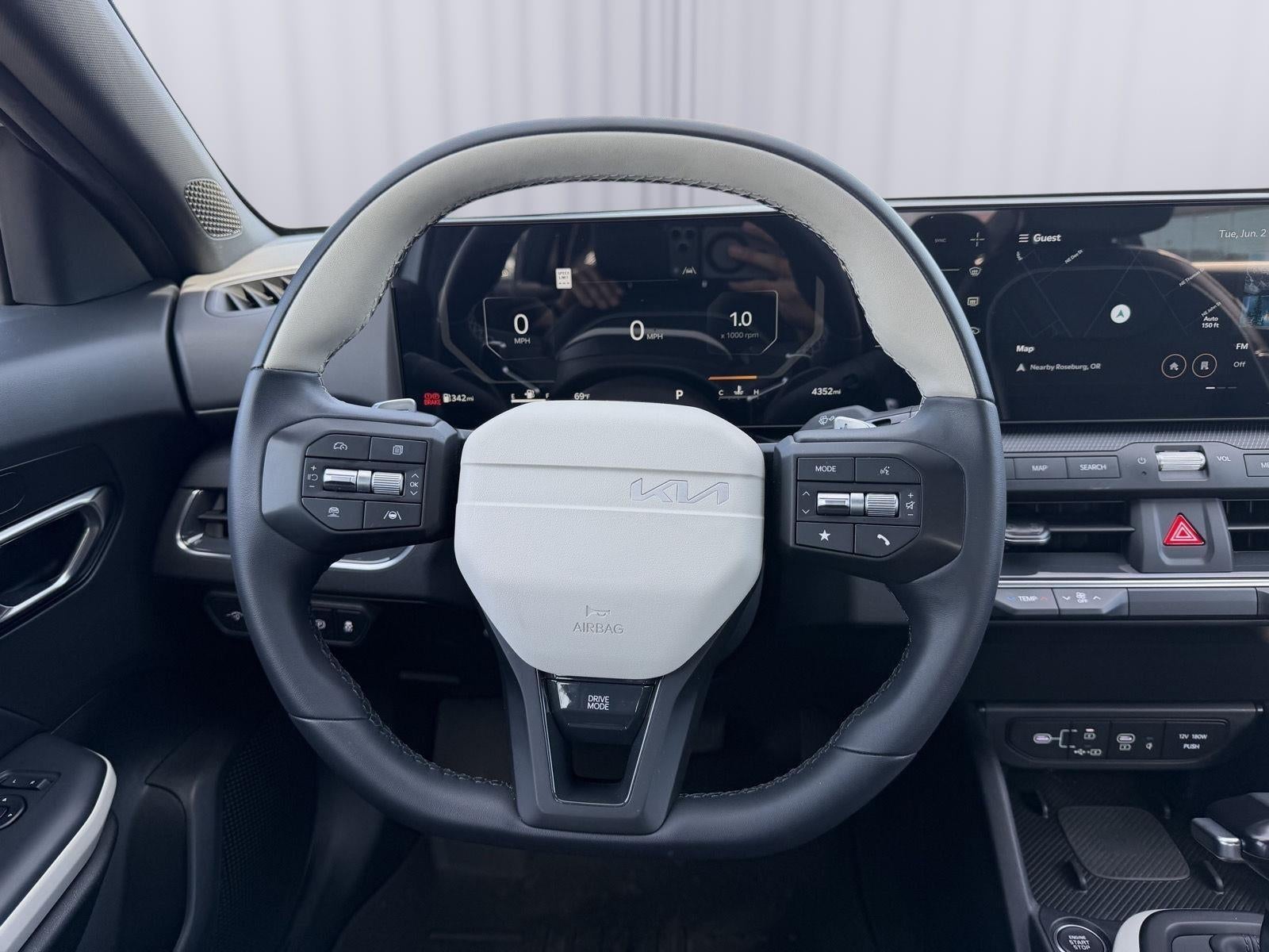 2025 Kia K4 GT-Line