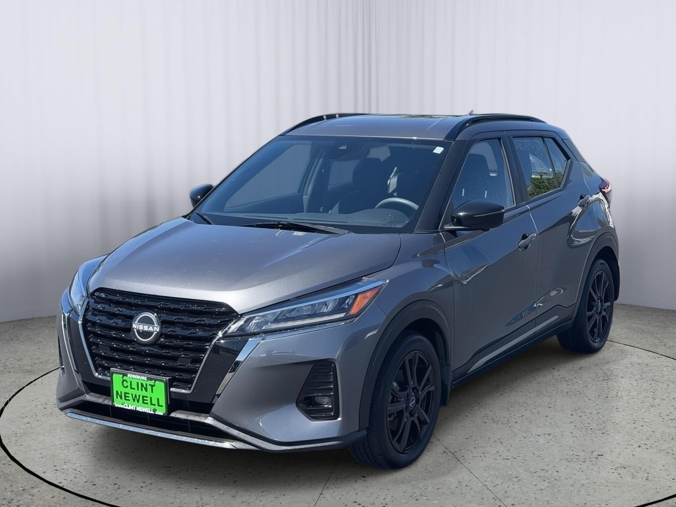 2022 Nissan Kicks SR