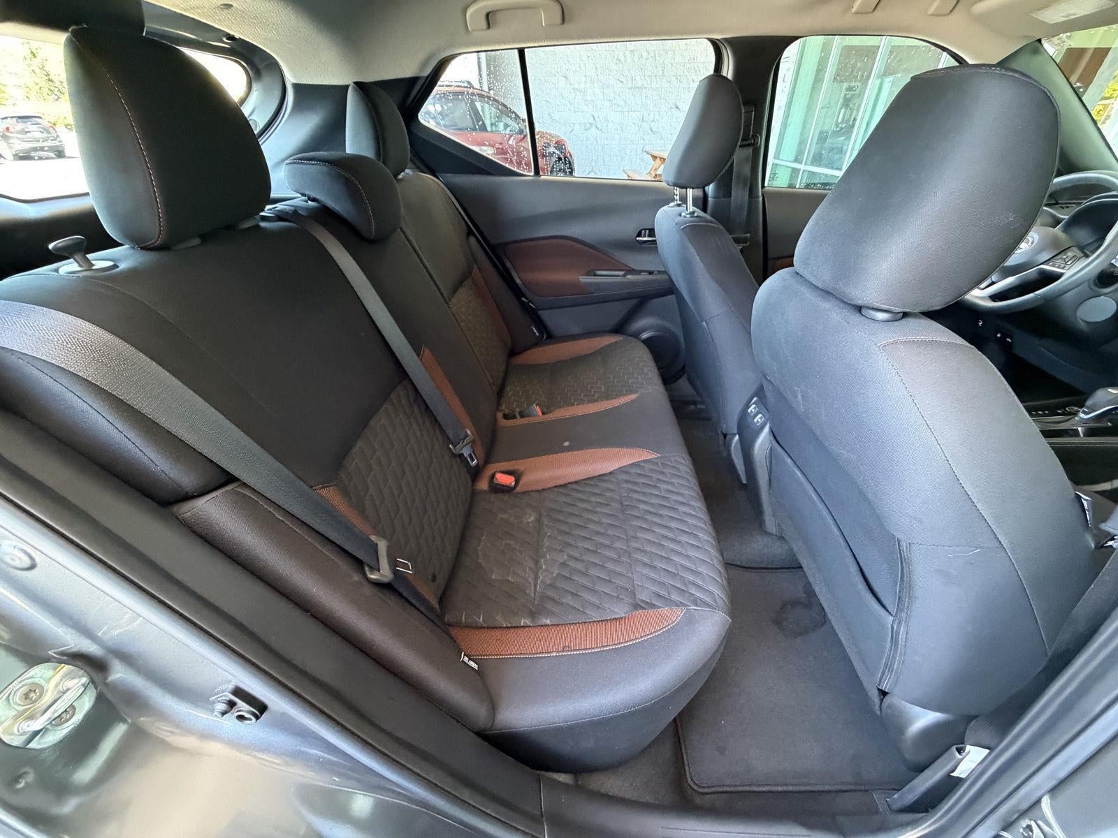2022 Nissan Kicks SR