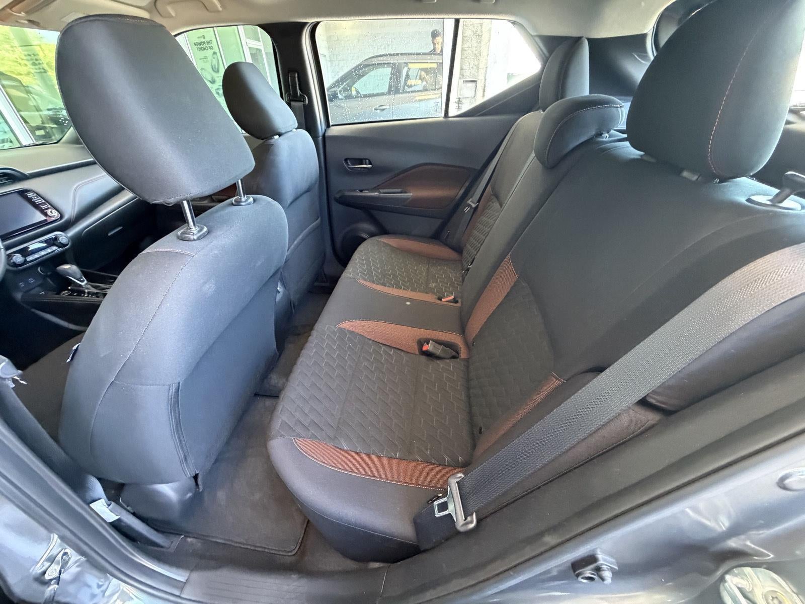 2022 Nissan Kicks SR