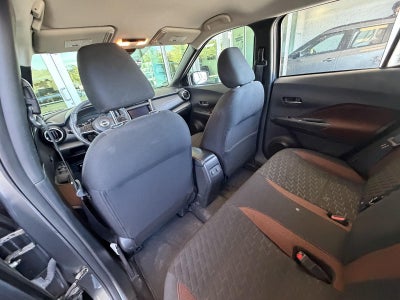 2022 Nissan Kicks SR