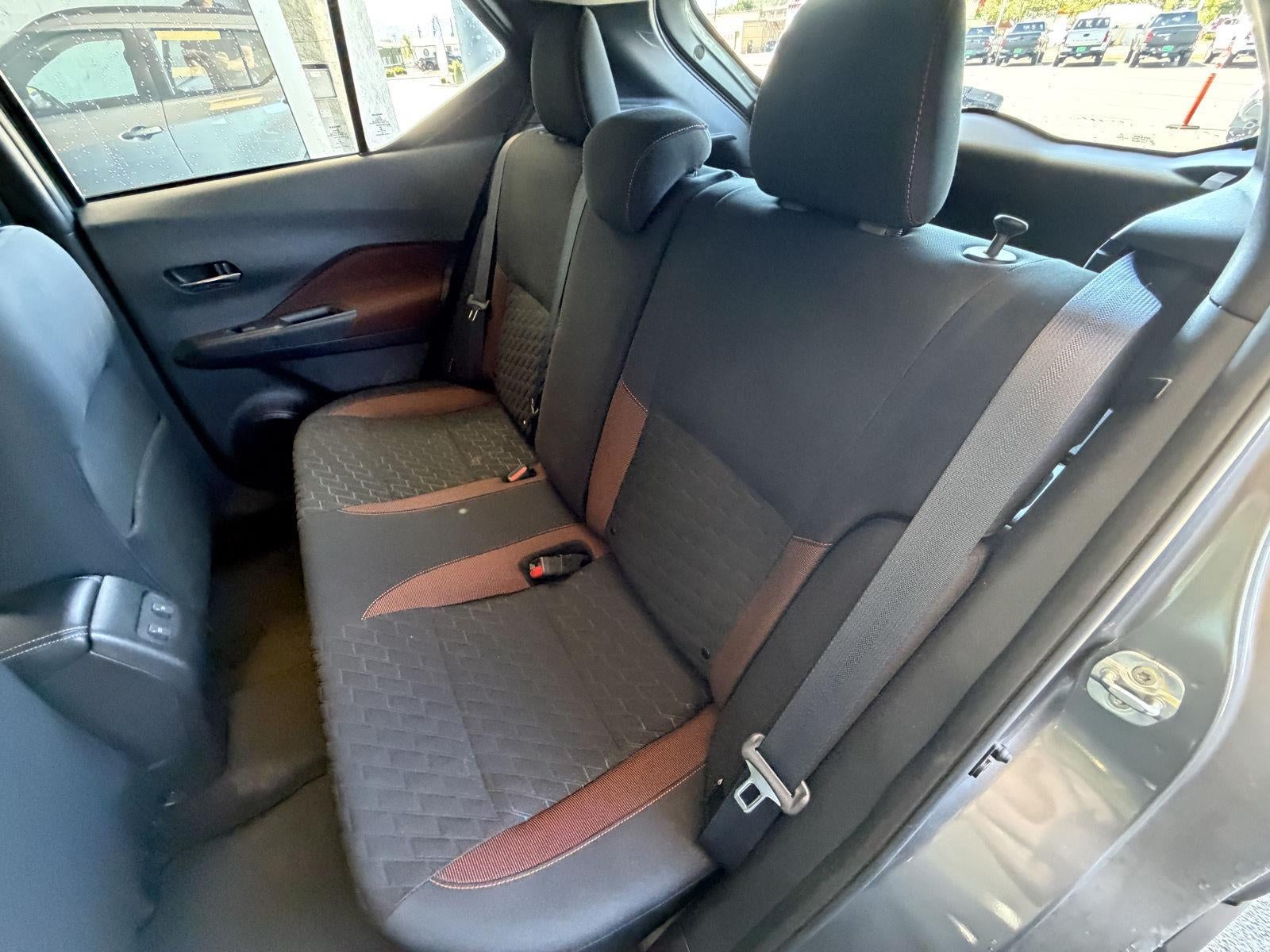 2022 Nissan Kicks SR