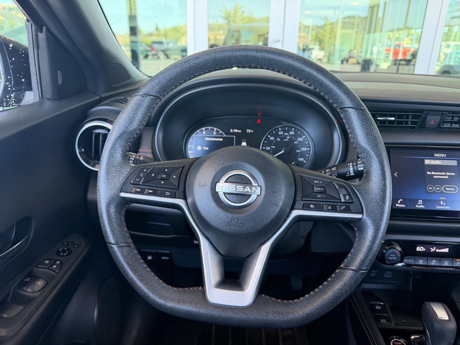 2022 Nissan Kicks SR