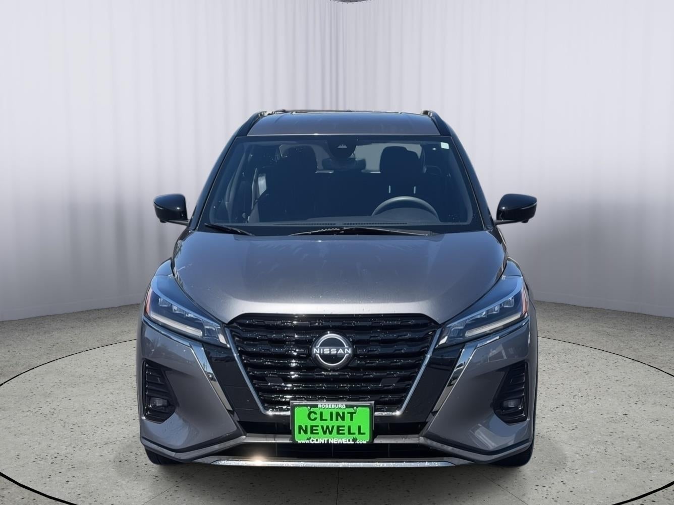 2022 Nissan Kicks SR