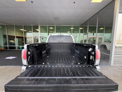 2022 Toyota Tacoma 4WD SR